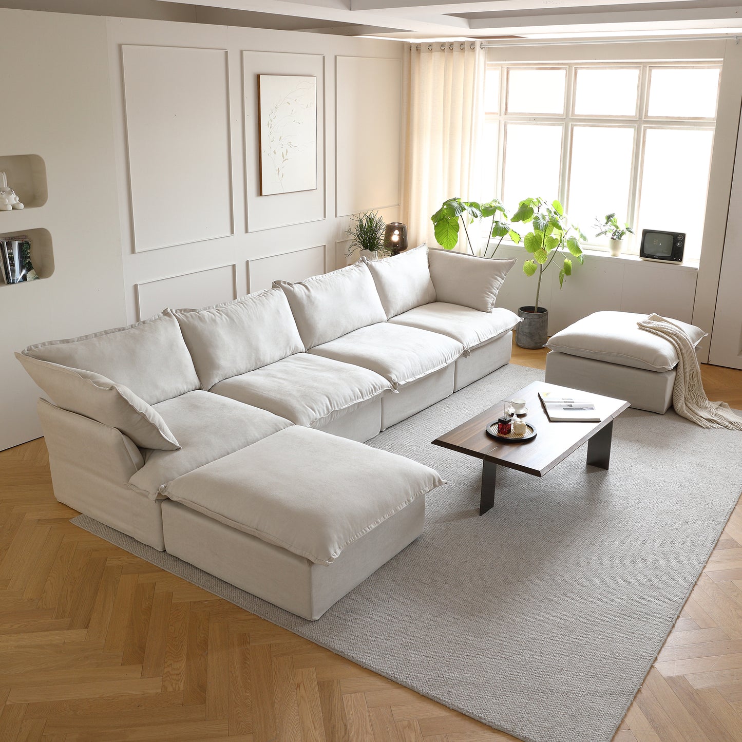 Anora Flare Arm Sofa