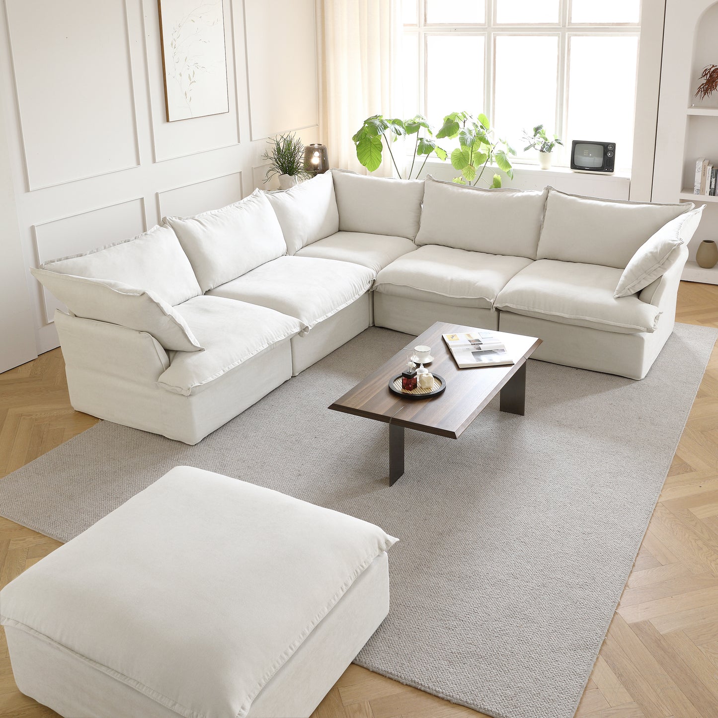 Anora Flare Arm Sofa
